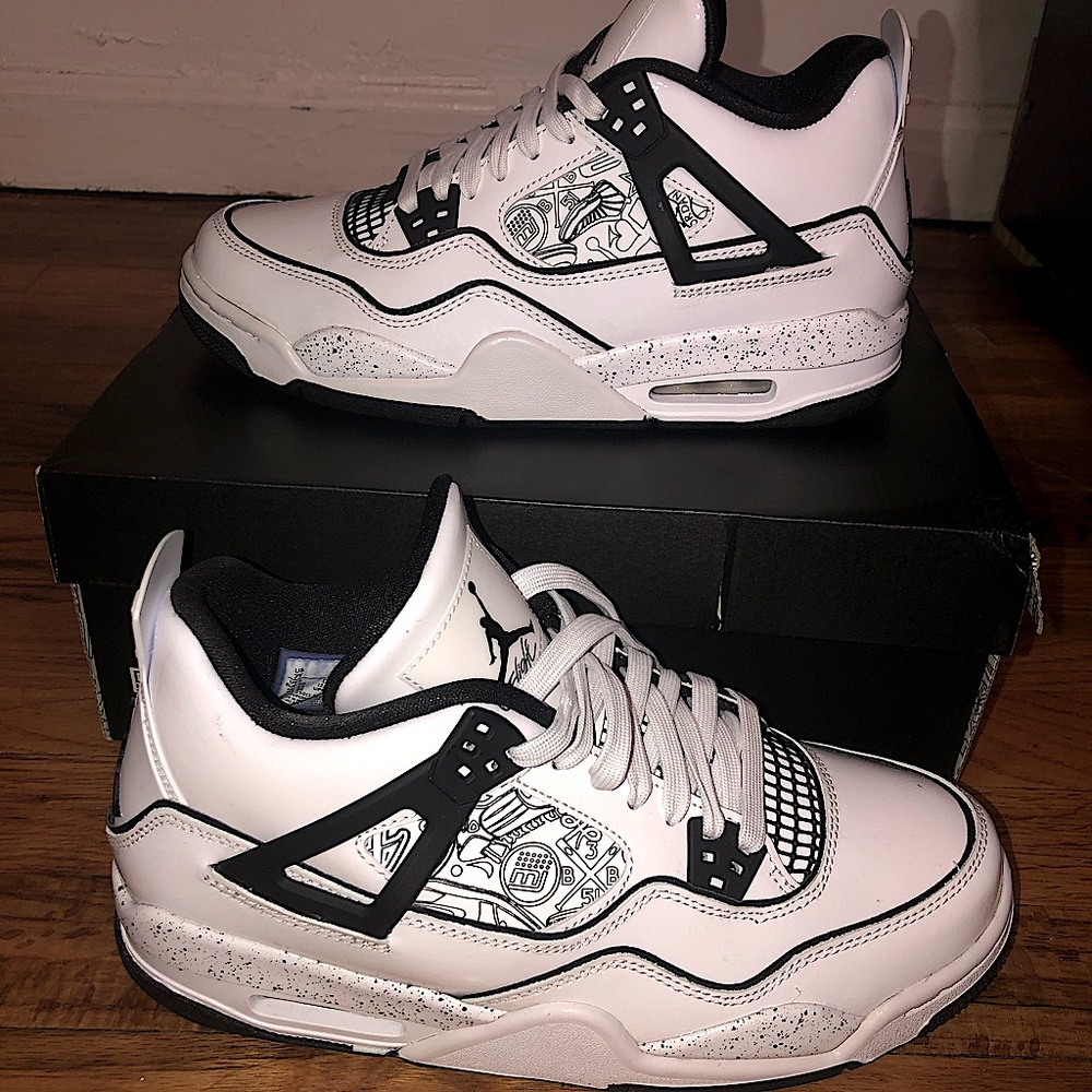 Jordan 4s